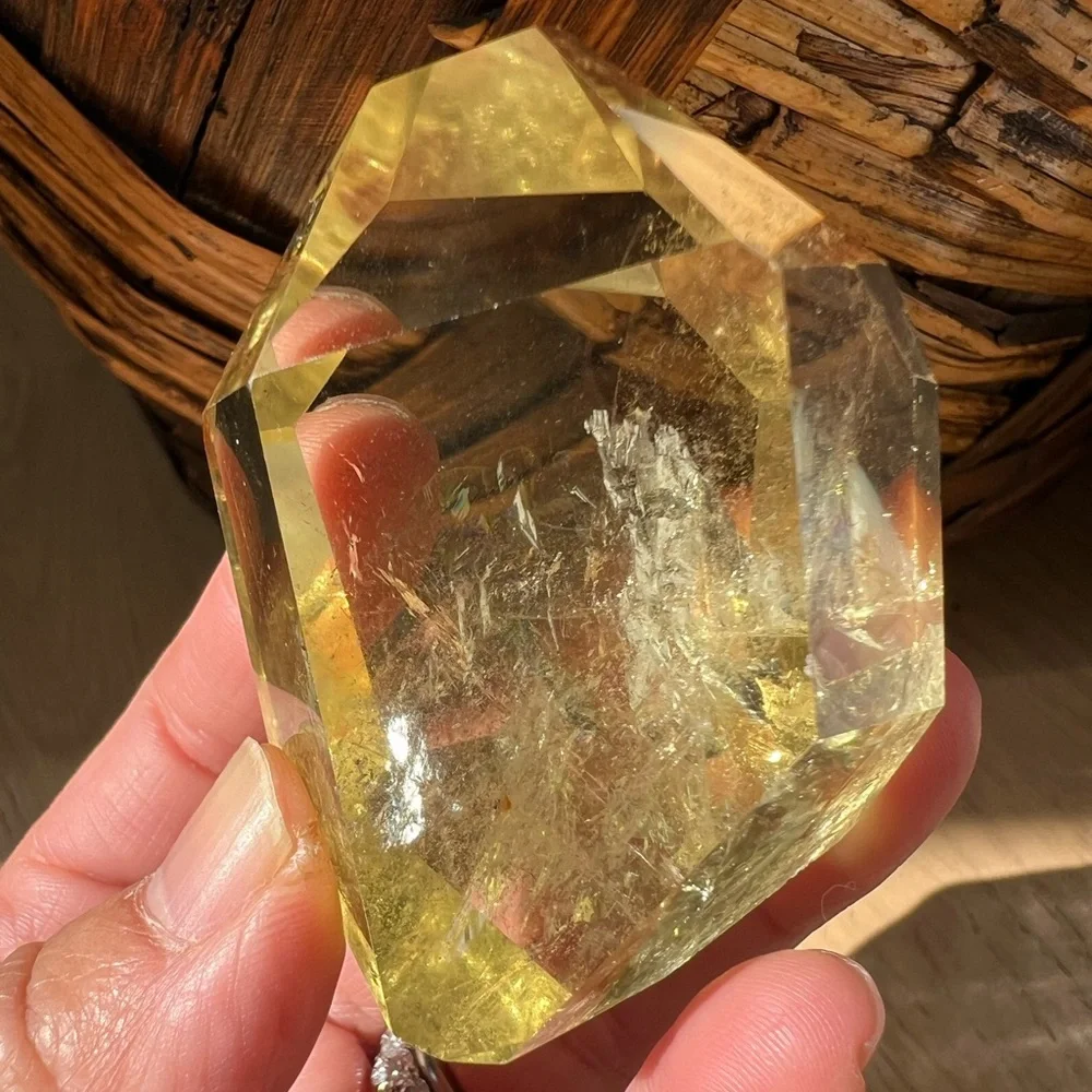 High quality citrine Freeform (b) | Crystal - Picture 1 of 12